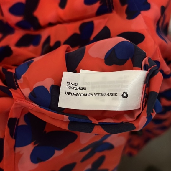 GAP Pintuck Flat Collar Button Up Butterfly Design Long Sleeves Top - Picture 5 of 8